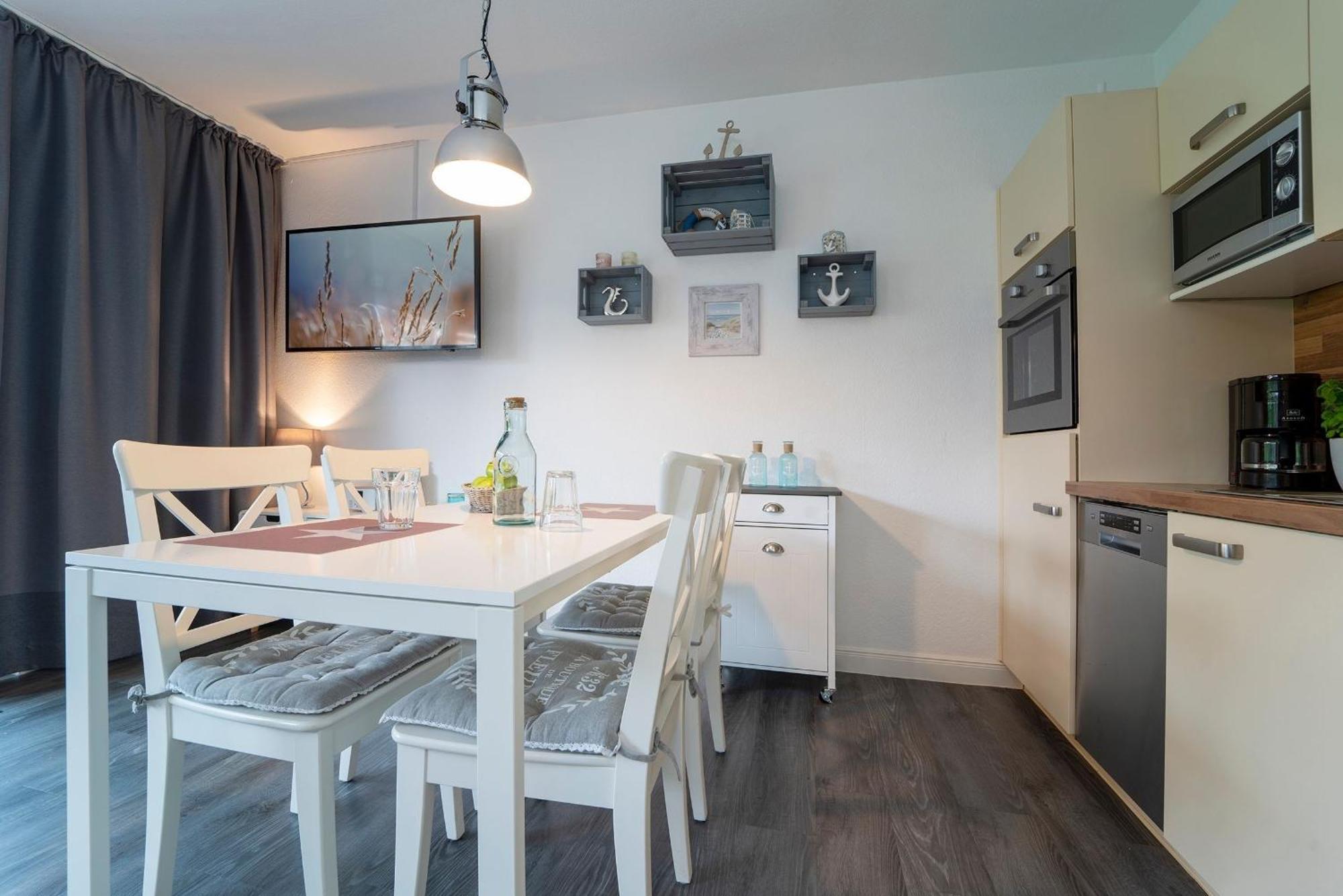 Apartment Badeweg 4 Haus Bullerbue- App 6